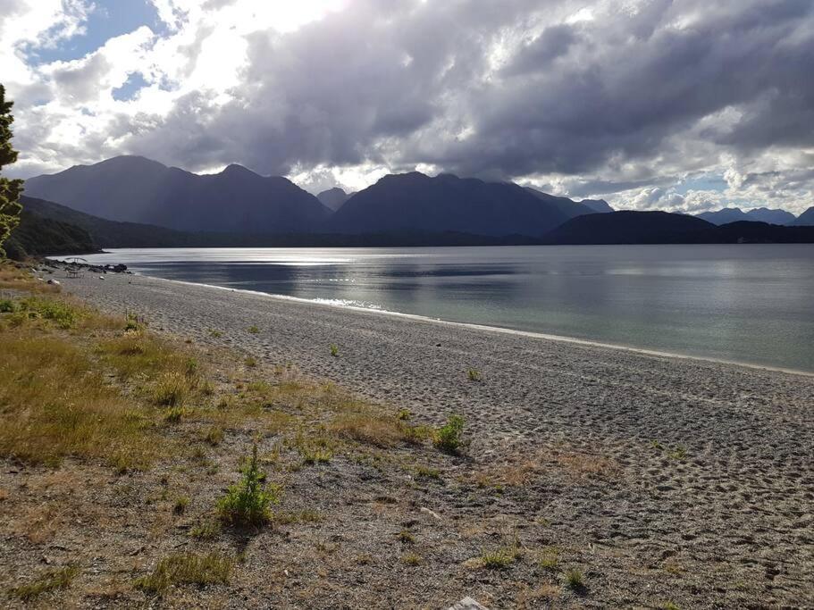 Manapouri Beech Haven Villa Buitenkant foto