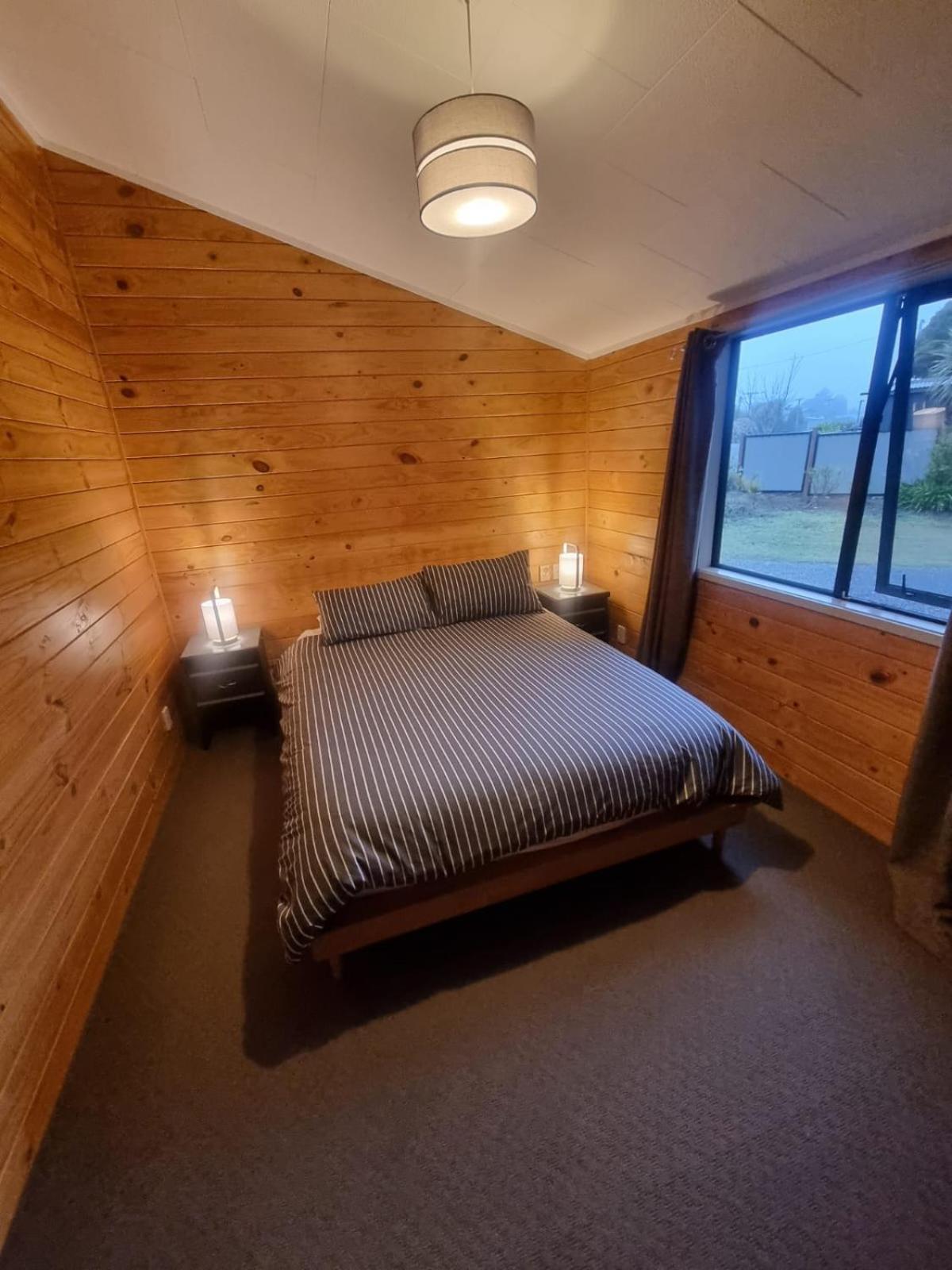 Manapouri Beech Haven Villa Buitenkant foto